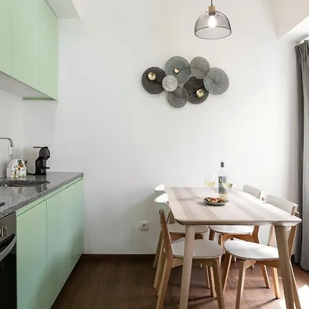 Old Town House * Пениши